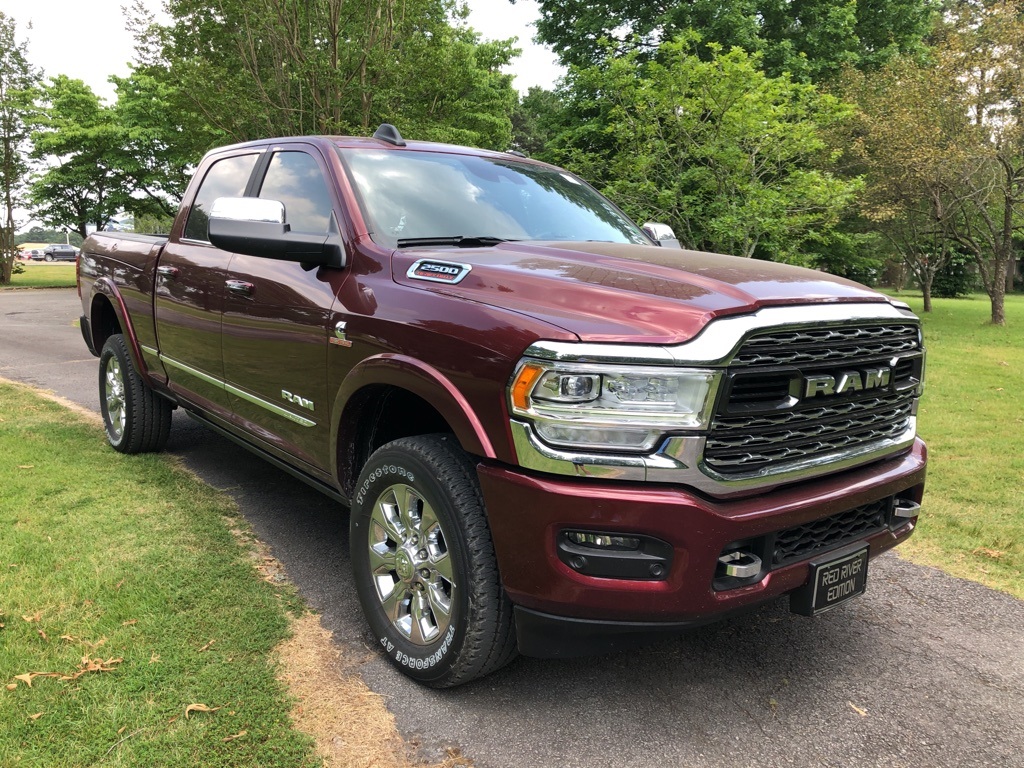 new-2020-ram-2500-tradesman-4x4-crew-cab-6-4-box-crew-cab-pickup-in